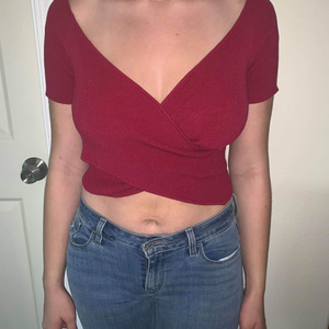 Sexy crop top is being swapped online for free