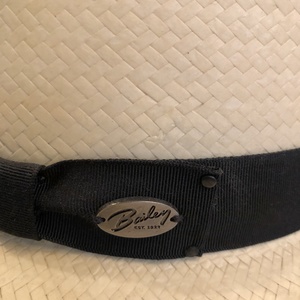 Mens Baily of Hollywood Panama Hat is being swapped online for free