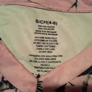 Pink Realtree shirt is being swapped online for free