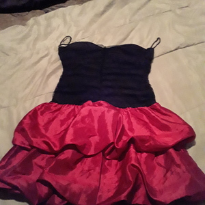 Cute red and black dress is being swapped online for free