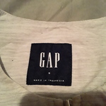 Light gray GAP jacket is being swapped online for free