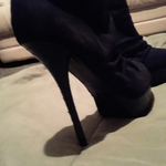 Ankle high heels black is being swapped online for free