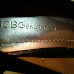 BCBG Black pumps  is being swapped online for free
