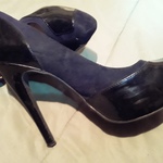 BCBG Black pumps  is being swapped online for free