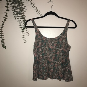 Floral Cropped Skater Tank is being swapped online for free