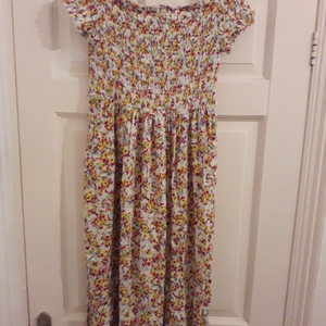 Sunflower sundress  is being swapped online for free