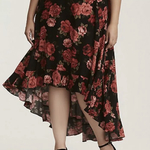 Torrid hi low skirt  is being swapped online for free
