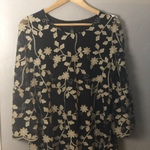 Alfani women’s blouse sz Medium is being swapped online for free