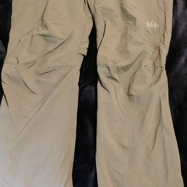 REI BRAND SIZE 0 PETITE FITS LIKE A ONE LIGHT WEIGHTPANTS BRAND NEW  is being swapped online for free
