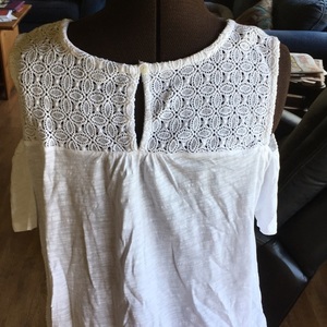 White Cold Shoulder Top-Worn Once is being swapped online for free