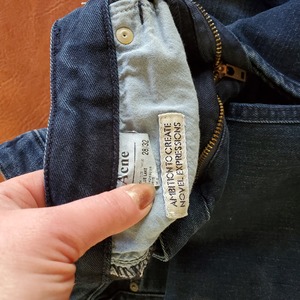 Acme Jean's  is being swapped online for free
