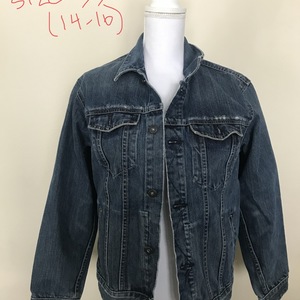 Gap Kids Denim Jacket Size 14/16 XXL will fit as a small to medium in ladies  is being swapped online for free