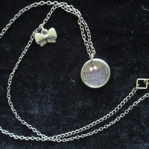 Disney Aristocats Necklace is being swapped online for free