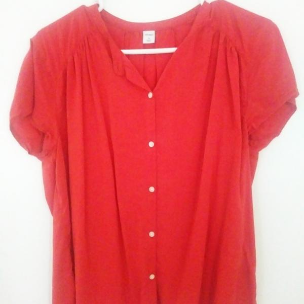 old navy red blouse is being swapped online for free