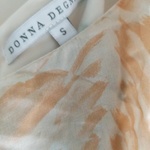 Donna Degnan Leaf Print One Shoulder Nwot Sz S is being swapped online for free
