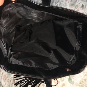 Victoria’s Secret Faux Leather Tote is being swapped online for free