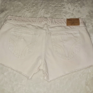 Hollister shorts size 1 is being swapped online for free