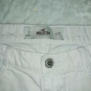 Hollister shorts size 1 is being swapped online for free