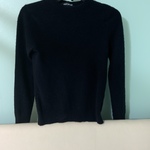 Navy Blue XS Cashmere Sweater is being swapped online for free