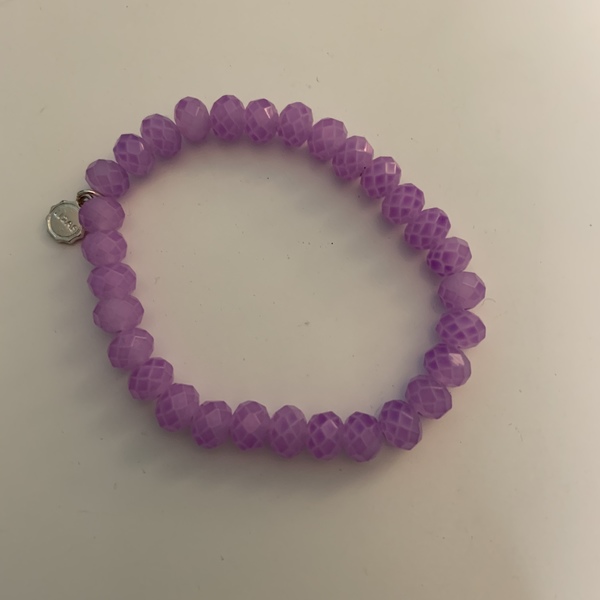 Pastel Purple Elastic Gem Bracelet is being swapped online for free