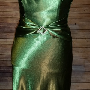 Green Jessica McClintock Dress Size 1/2 is being swapped online for free