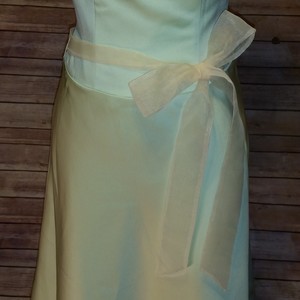 Green Alfred Angelo Dress 6 is being swapped online for free