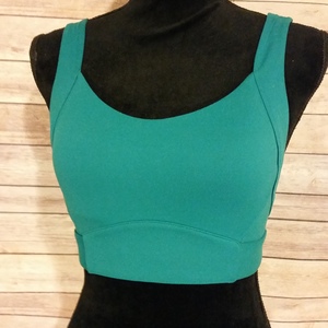 Green Fabletics Sports Bra Small is being swapped online for free