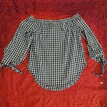 Large off sholder top nwot  is being swapped online for free