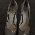 Guess heels 7.5 is being swapped online for free