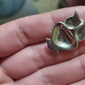 925 Pendants  is being swapped online for free