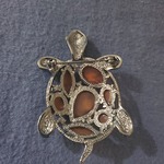 Vintage brooch  is being swapped online for free