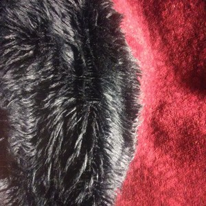 Black fur scarf is being swapped online for free