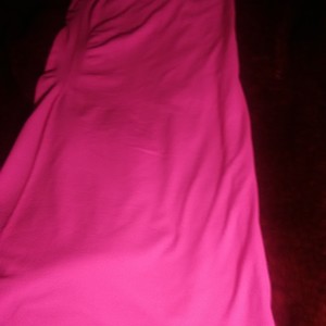 Hot pink dress is being swapped online for free