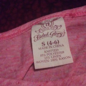 Pink half sleeve shirt is being swapped online for free