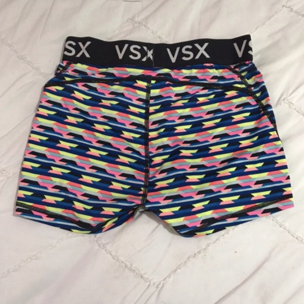 VS Workout shorts is being swapped online for free