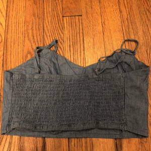 Denim crop top  is being swapped online for free