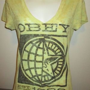 OBEY - Womens Cute t-shirt is being swapped online for free