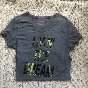 Gray T-Shirt is being swapped online for free