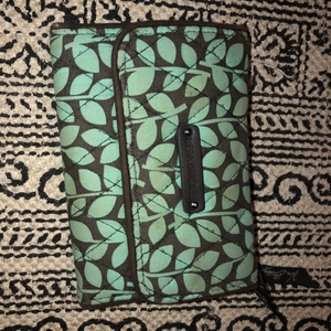 Vera Bradley Wallet is being swapped online for free