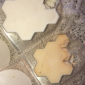 Burts Bees Wax Melts is being swapped online for free