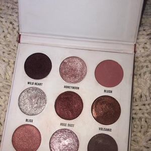 Cranberry Eyeshadow Palette  is being swapped online for free