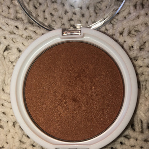 OFRA Bronzer  is being swapped online for free