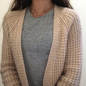 Mossimo Warm Cream Cardigan Sz M is being swapped online for free