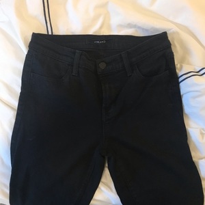 J. Brand Super Skinny High Waist Jean Black Sz 26 is being swapped online for free