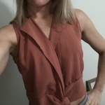 Sleeveless front tie top  is being swapped online for free