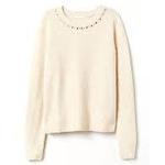 ممتاز is being swapped online for free