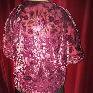 Velvet floral  shawl  is being swapped online for free