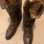 Brown Laredo Birchwood round toe boots #68452 is being swapped online for free