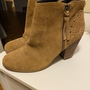 Guess Suede Boots - Size 9.5 is being swapped online for free
