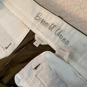 Lot of 10 women’s items is being swapped online for free